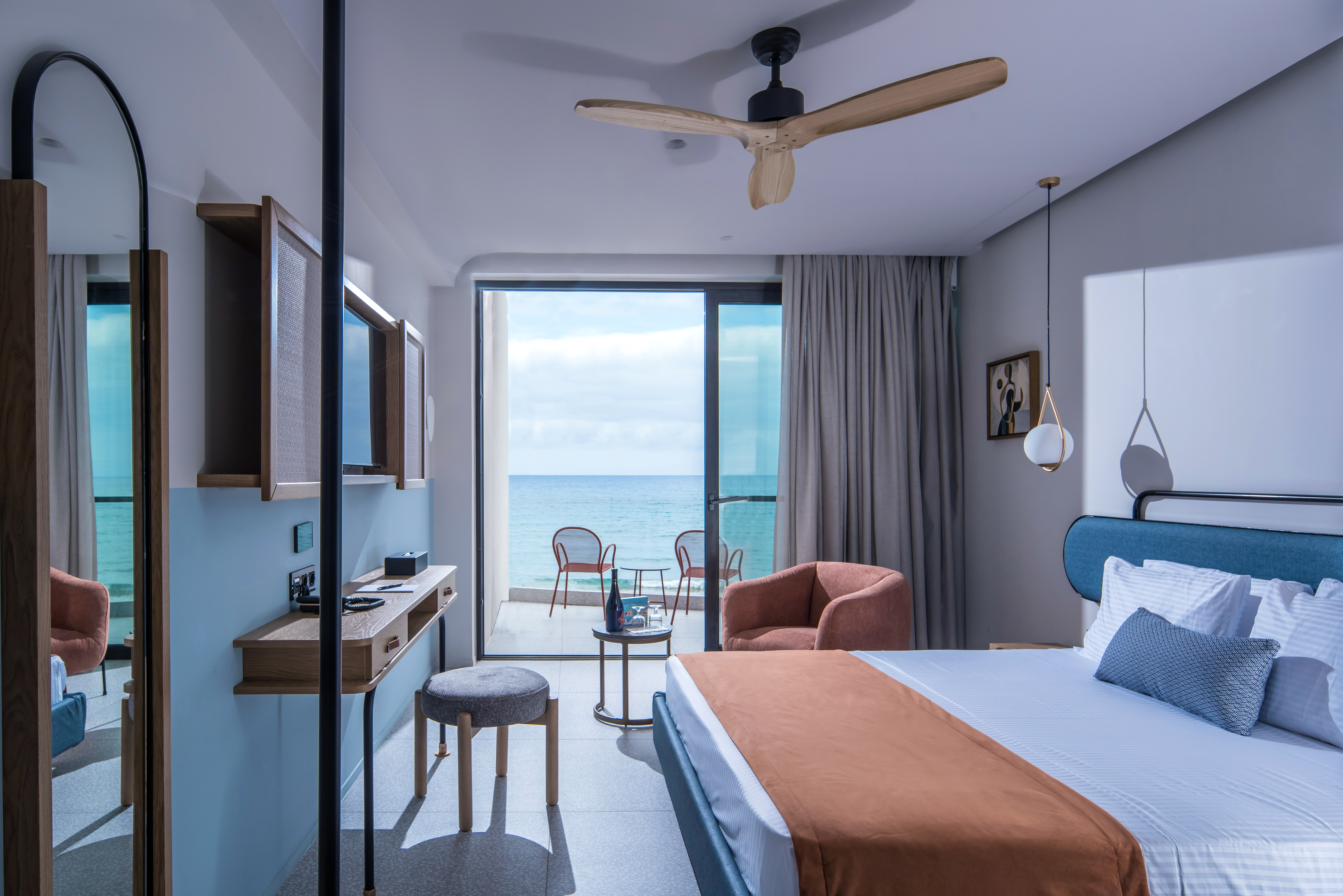ROOM, DOUBLE BED, SEA VIEW