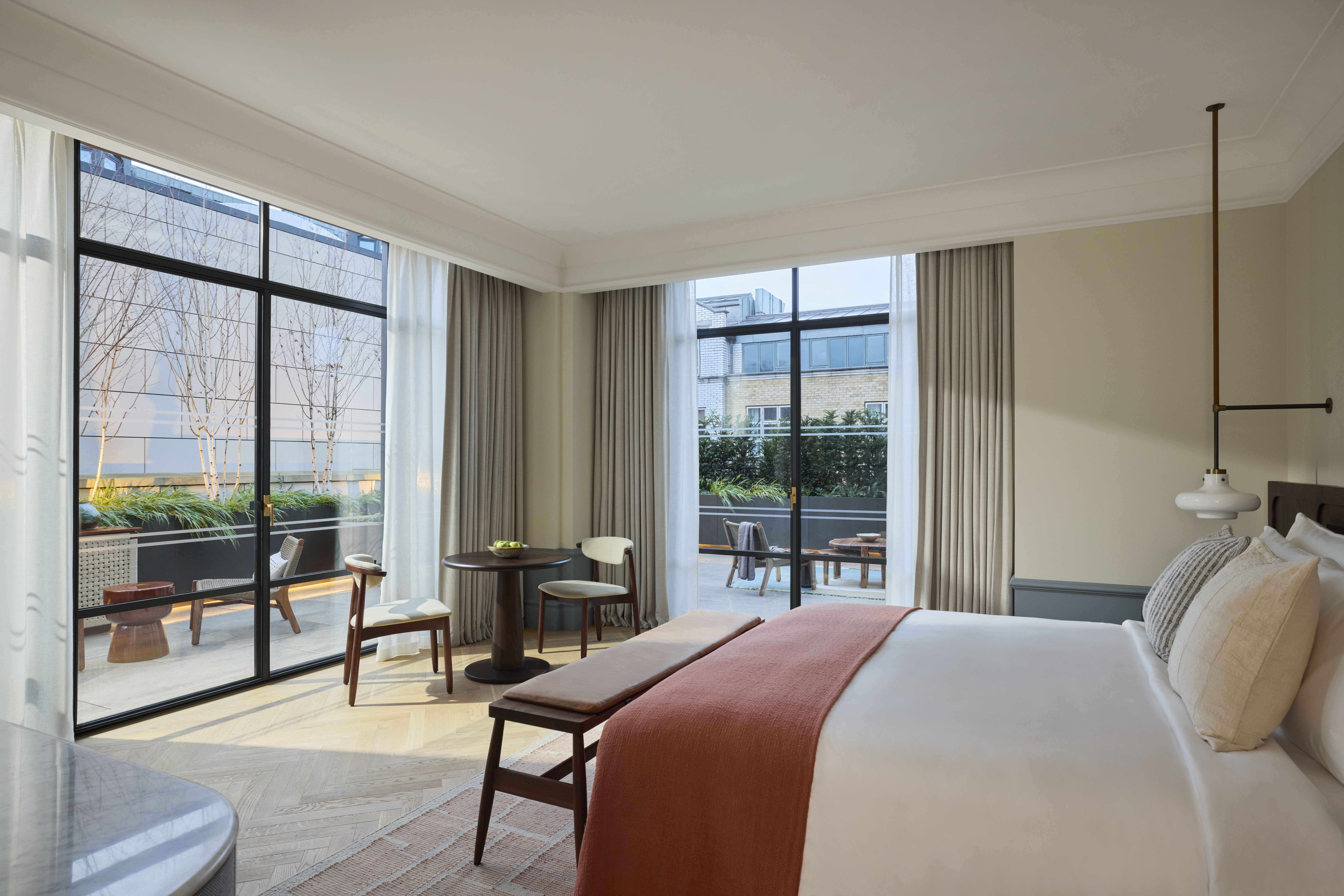 Six Senses London 10/33