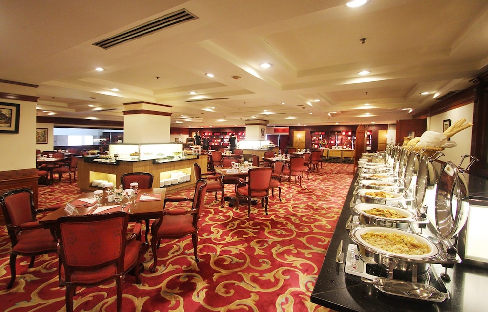 Hotel Bidakara Jakarta 23/28