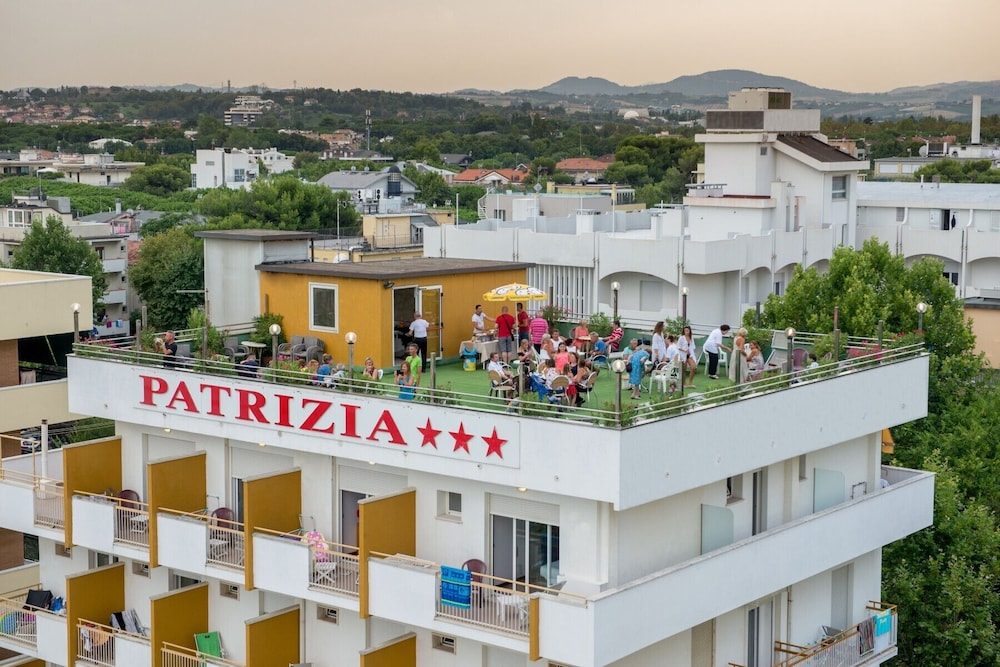 Patrizia 3/20