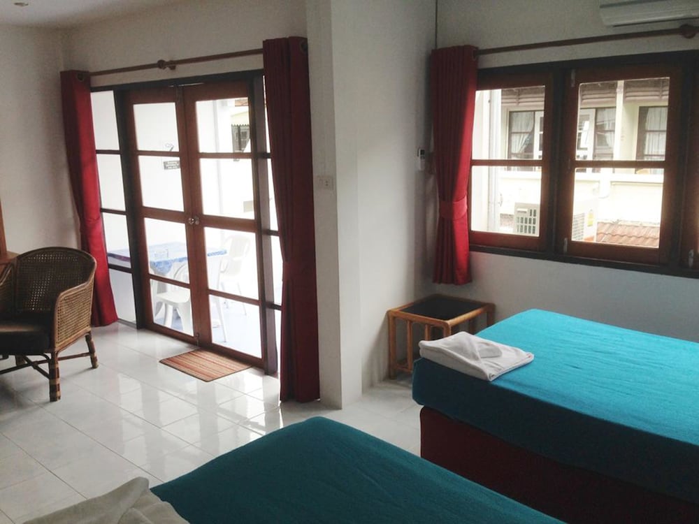 A&B Hotel 42/48