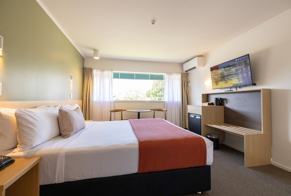 Junior King Suite with Lounge، Rose Park Hotel Auckland 4/10