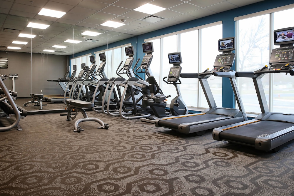Fairfield Inn Suites By Marriott Madison Verona 17/34
