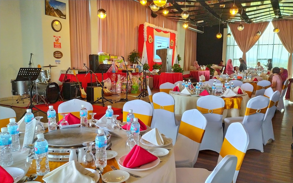 Courtyard Hotel At 1borneo 41/59