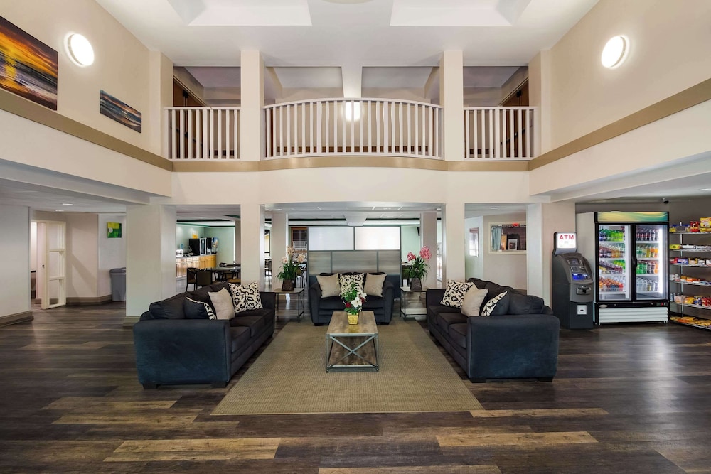 Quality Inn & Suites North Myrtle Beach 39/61