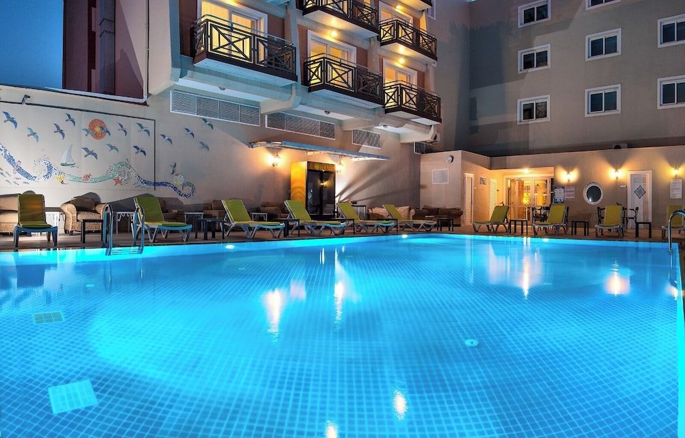 GUMULDUR MAVI DENIZ HOTEL 3/50