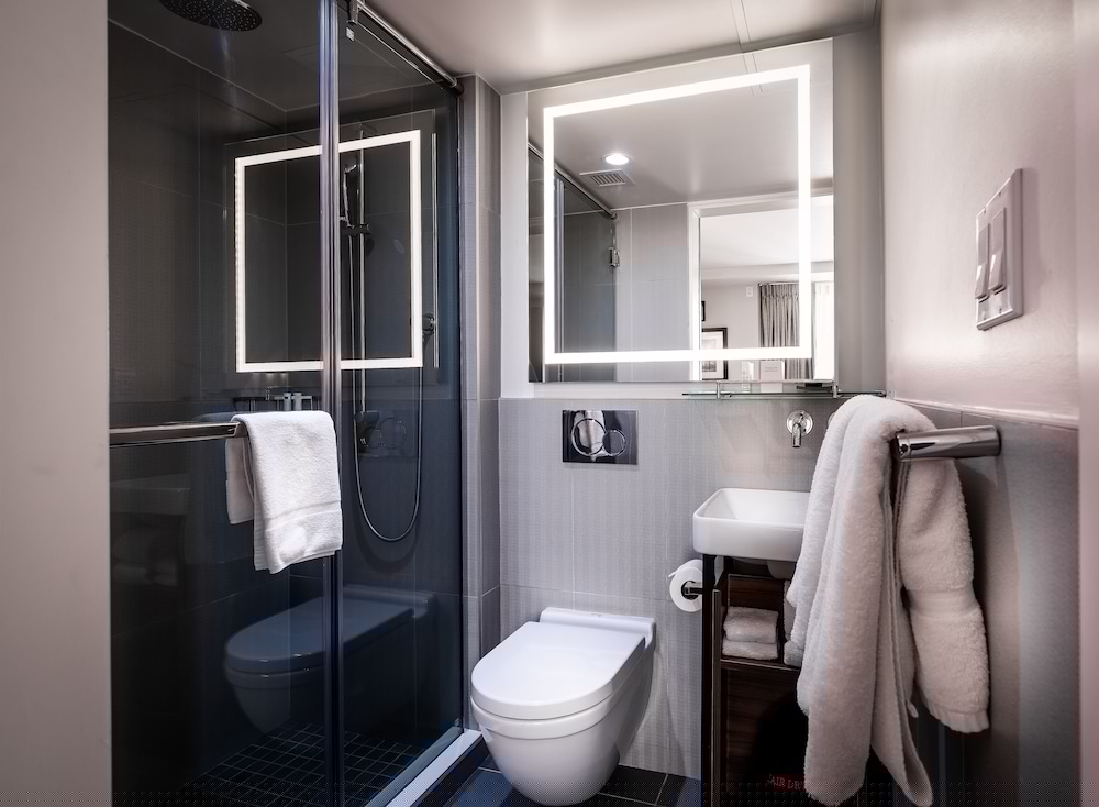 La Quinta Inn Suites By Wyndham Times Square South 25/60