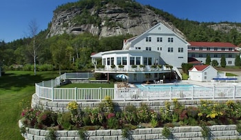 The White Mountain Hotel And Resort 7/49