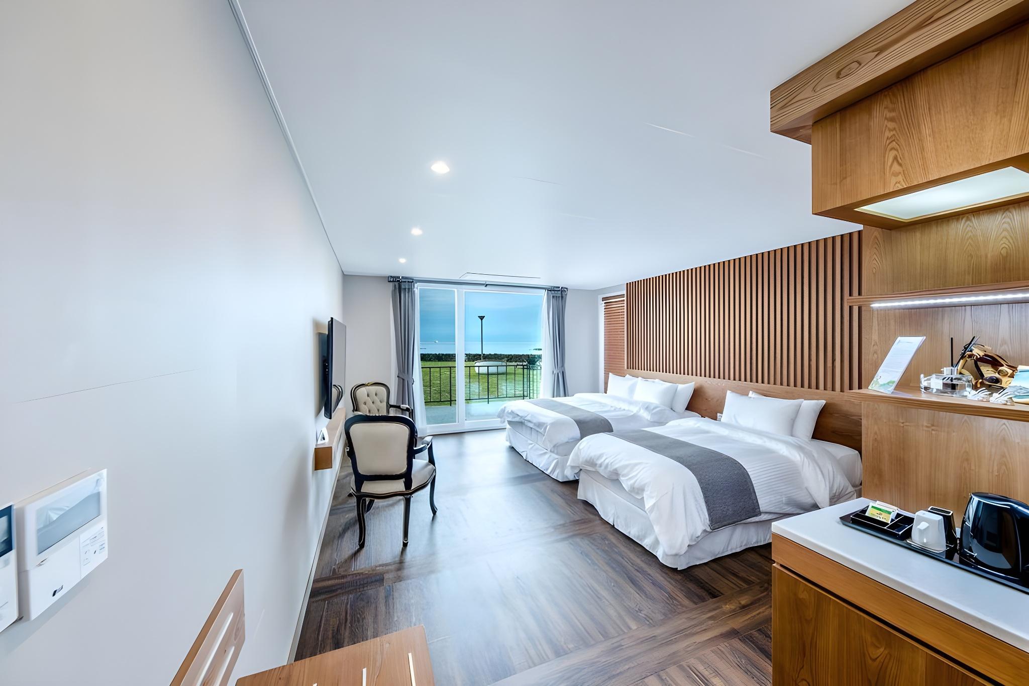 1 Bedroom, Standard, Beach Front, Terrace