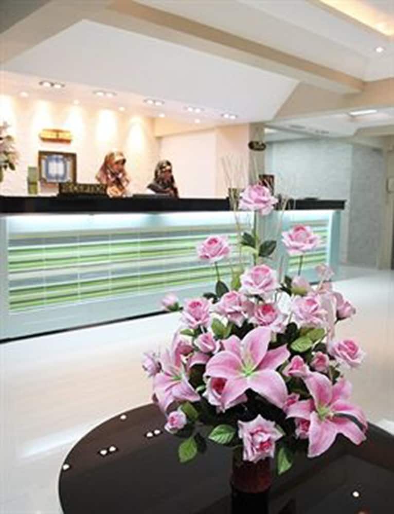 lobby