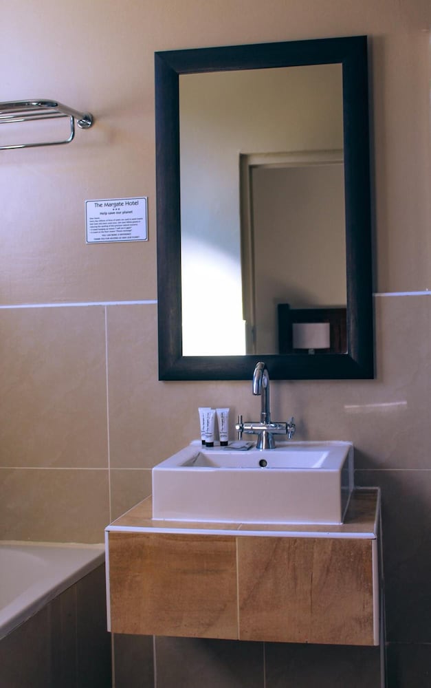 Bon Hotel Margate 50/50
