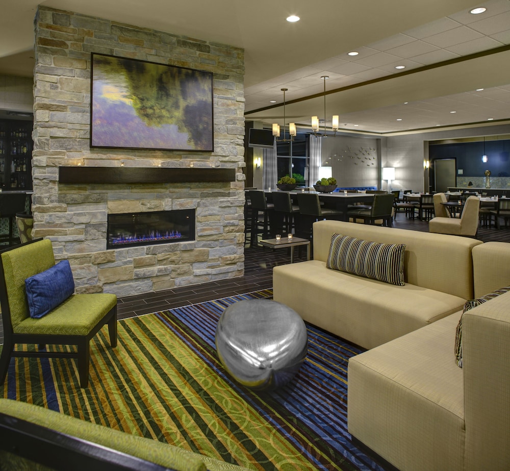 Holiday Inn Indianapolis North Carmel 29/47