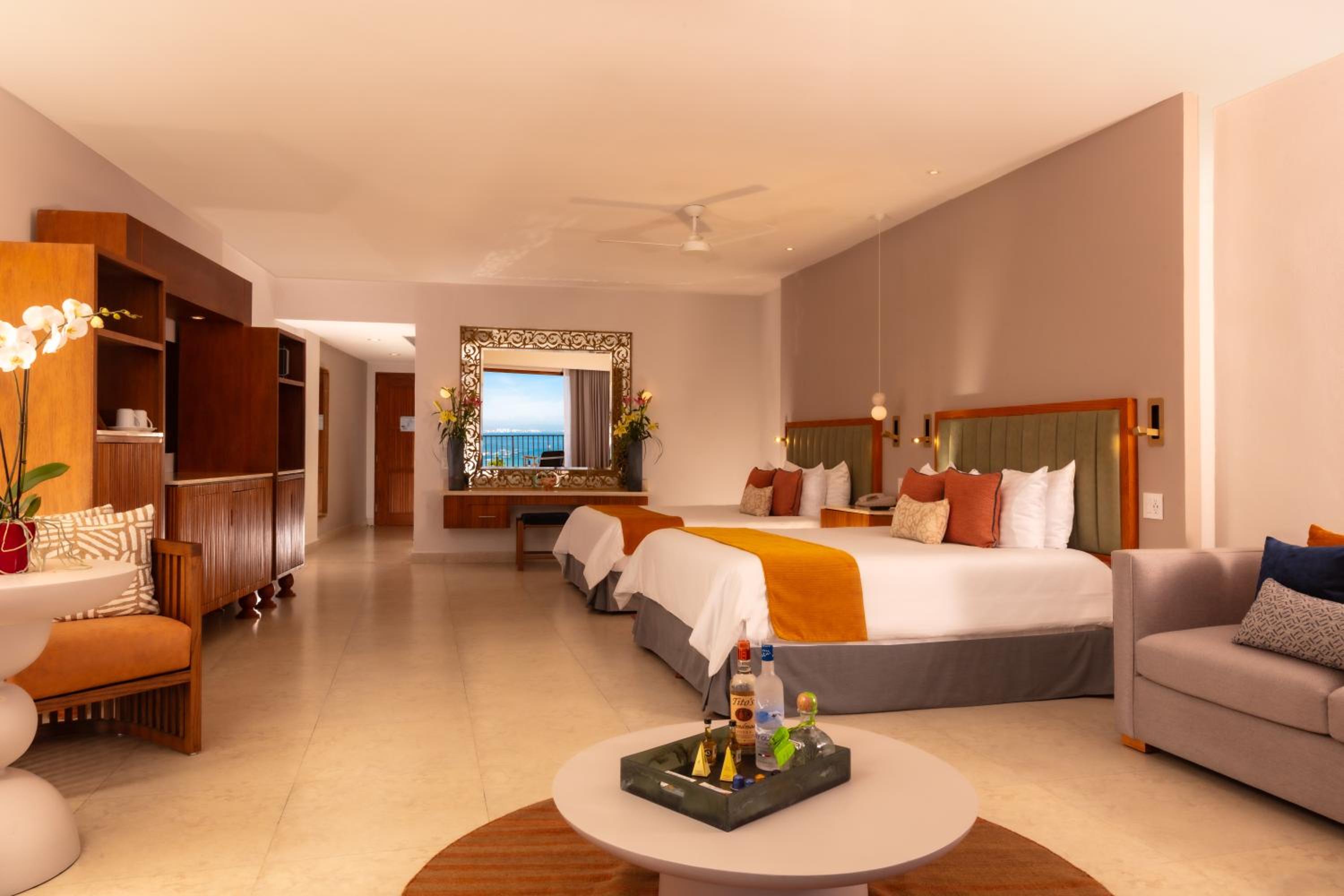 Almar Deluxe Suite Partial Ocean View