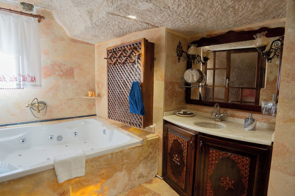 Gamirasu Cave Hotel - Special Class 48/50