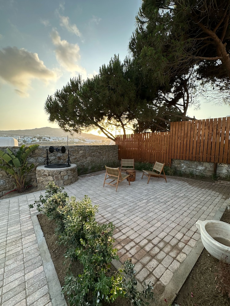 Sofos Suites 27/50