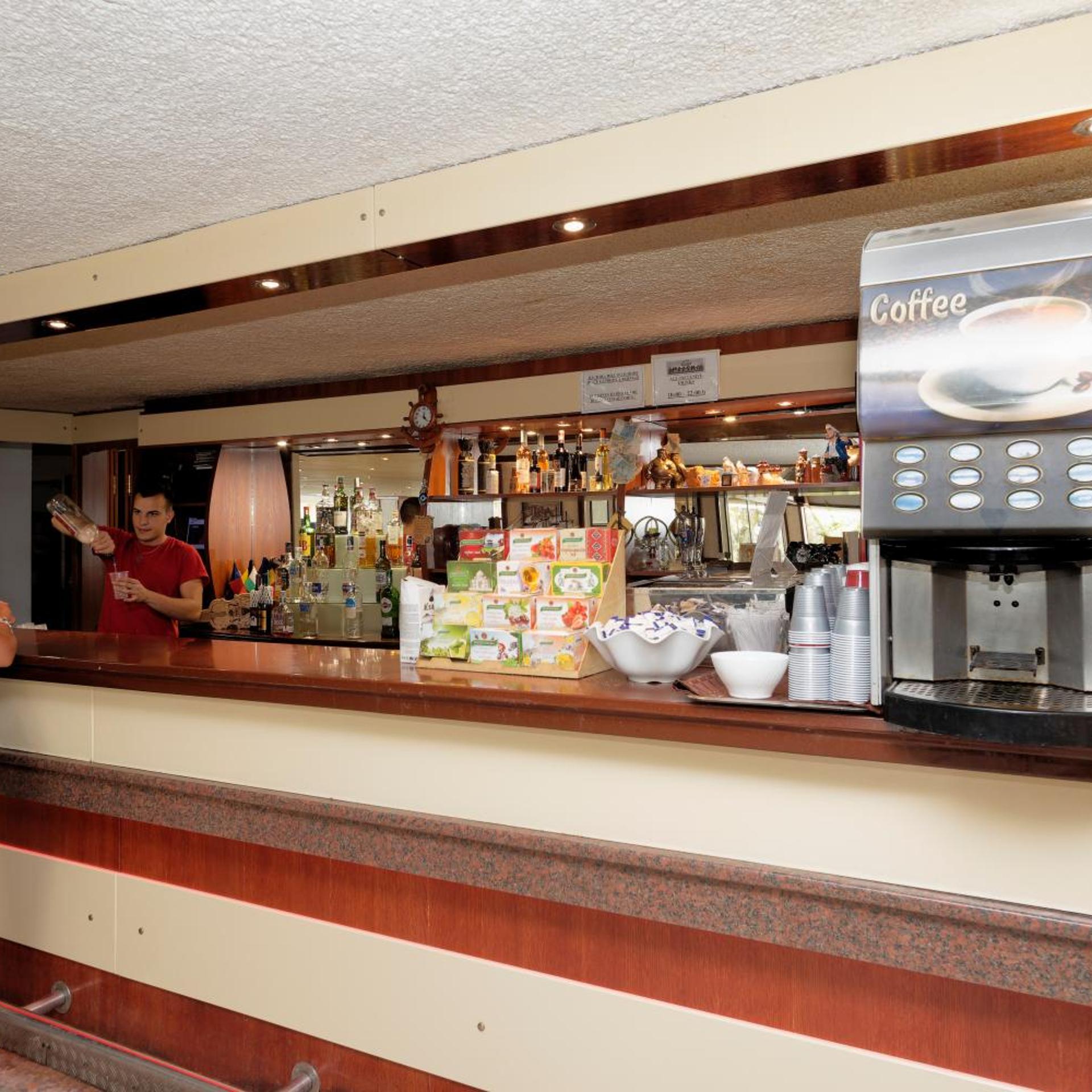 Pliska Hotel 6/48