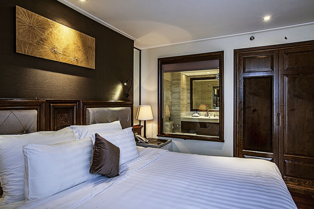 The Chi Boutique Hotel 14/66