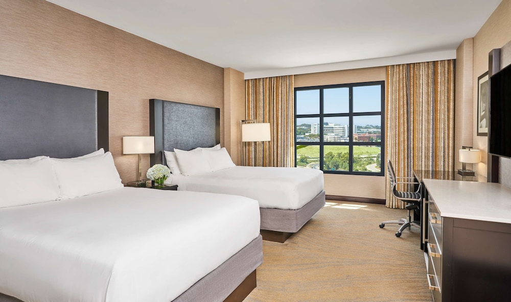 Hyatt Regency La Jolla at Aventine 26/68