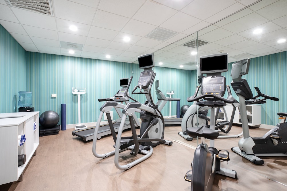 Holiday Inn Express and Suites Chowchilla - Yosemite Park Area 33/58
