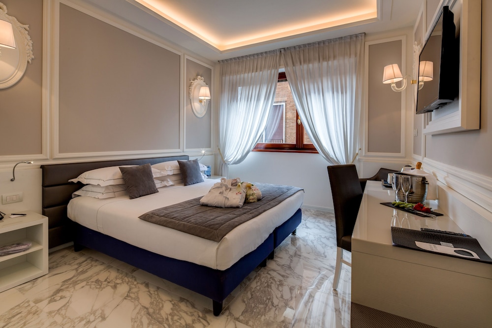 Grande Albergo Roma 25/69