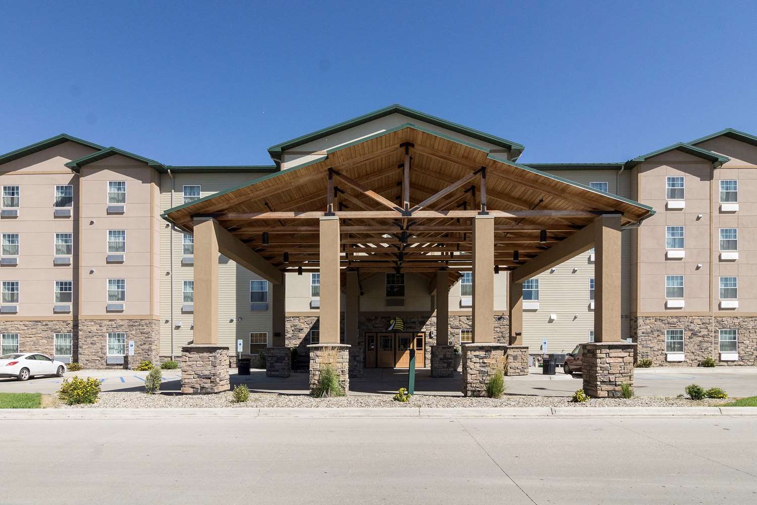 MainStay Suites Williston ND 8/58