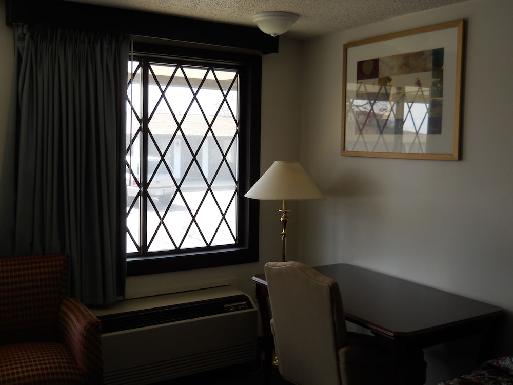 Value Inn Milwaukee South 35/47
