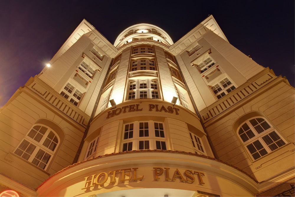 Hotel Piast 5/50