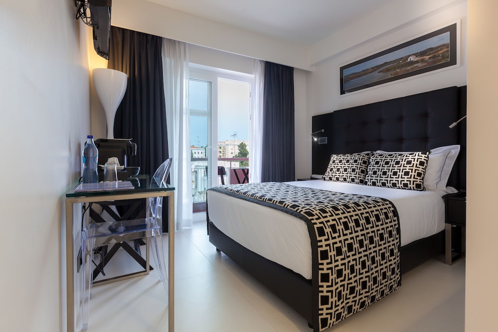 Faro Boutique Hotel 16/48