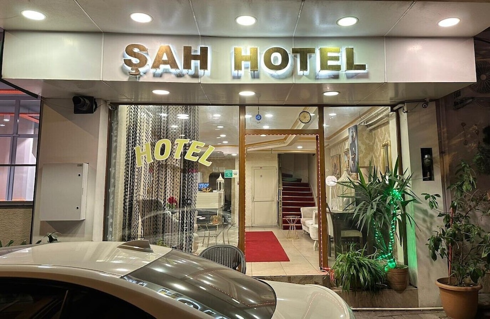 Sah Hotel 2/58