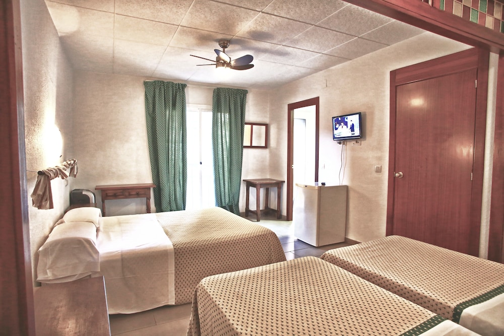 Hostal Isabel 18/37