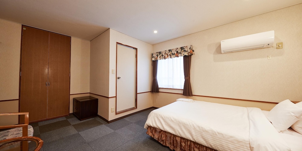 SUPERIOR, DOUBLE BED