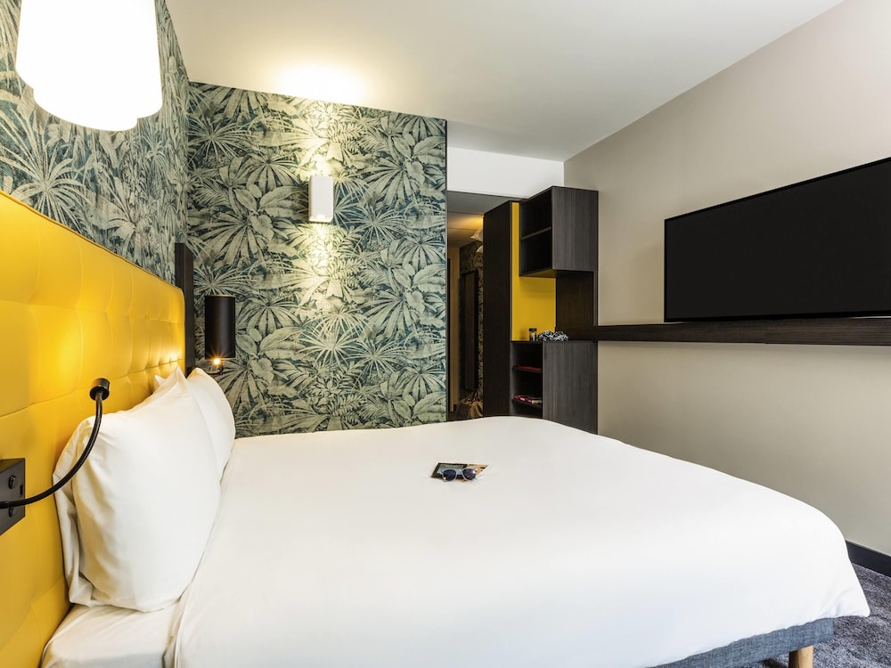 Ibis Styles Puteaux Paris La Defense 30/74