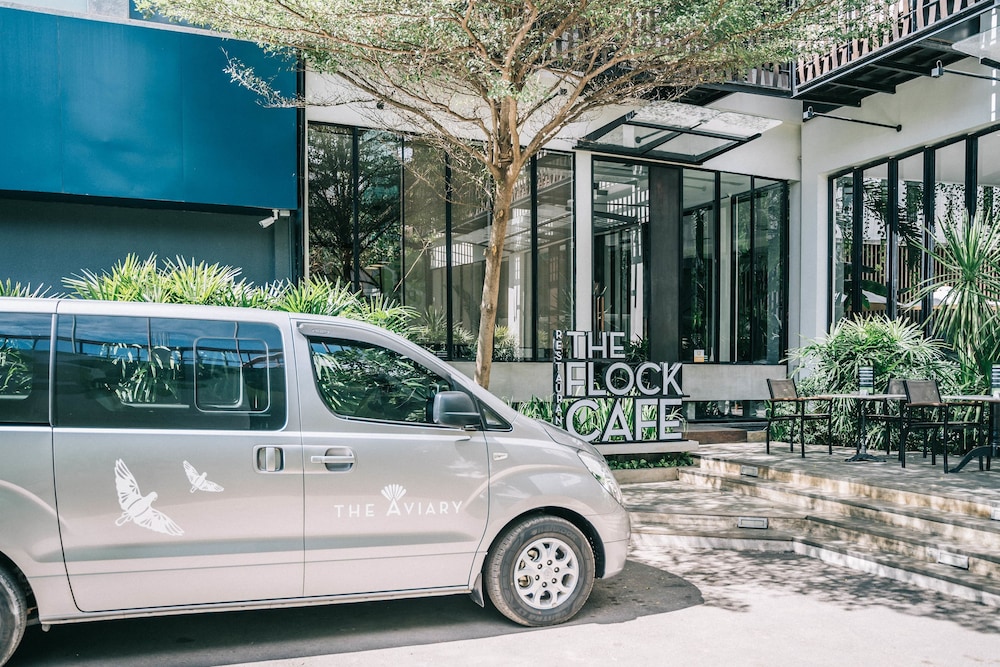 The Aviary Hotel 40/50