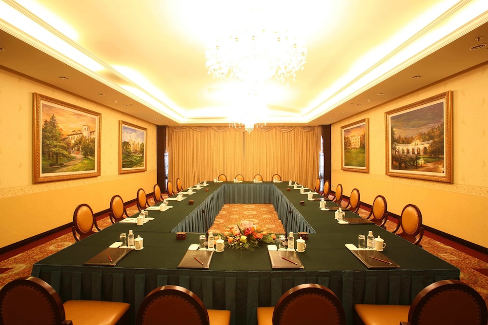 Anting Villa Hotel 42/50