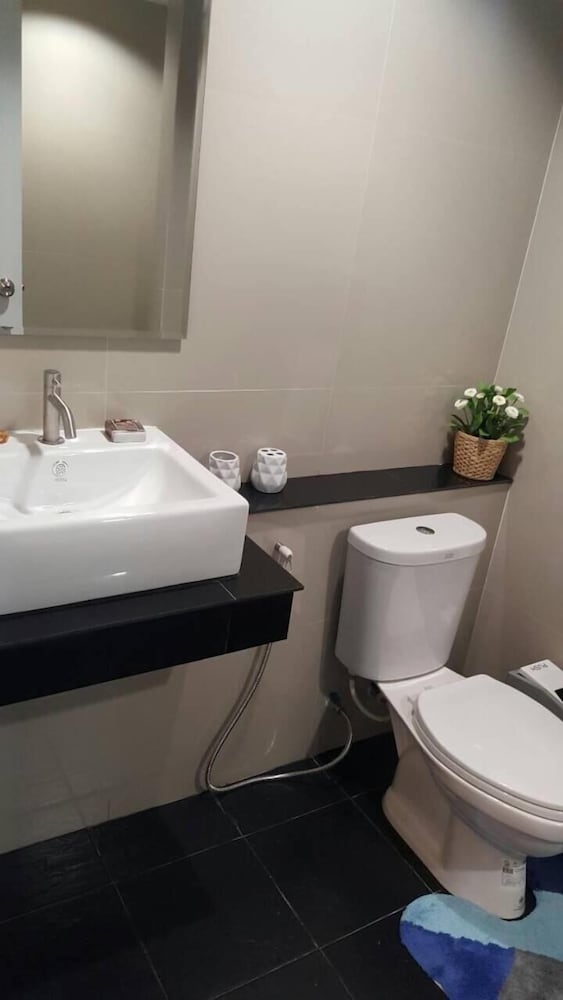 JK Living Hotel and Service Apartment 18/67