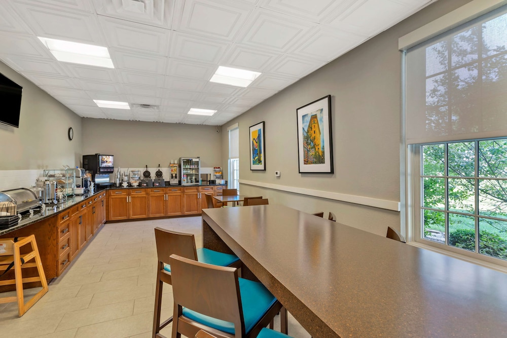 Best Western Hendersonville Inn 35/45
