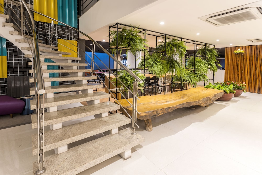 Ibis Styles Belem Hangar 5/69