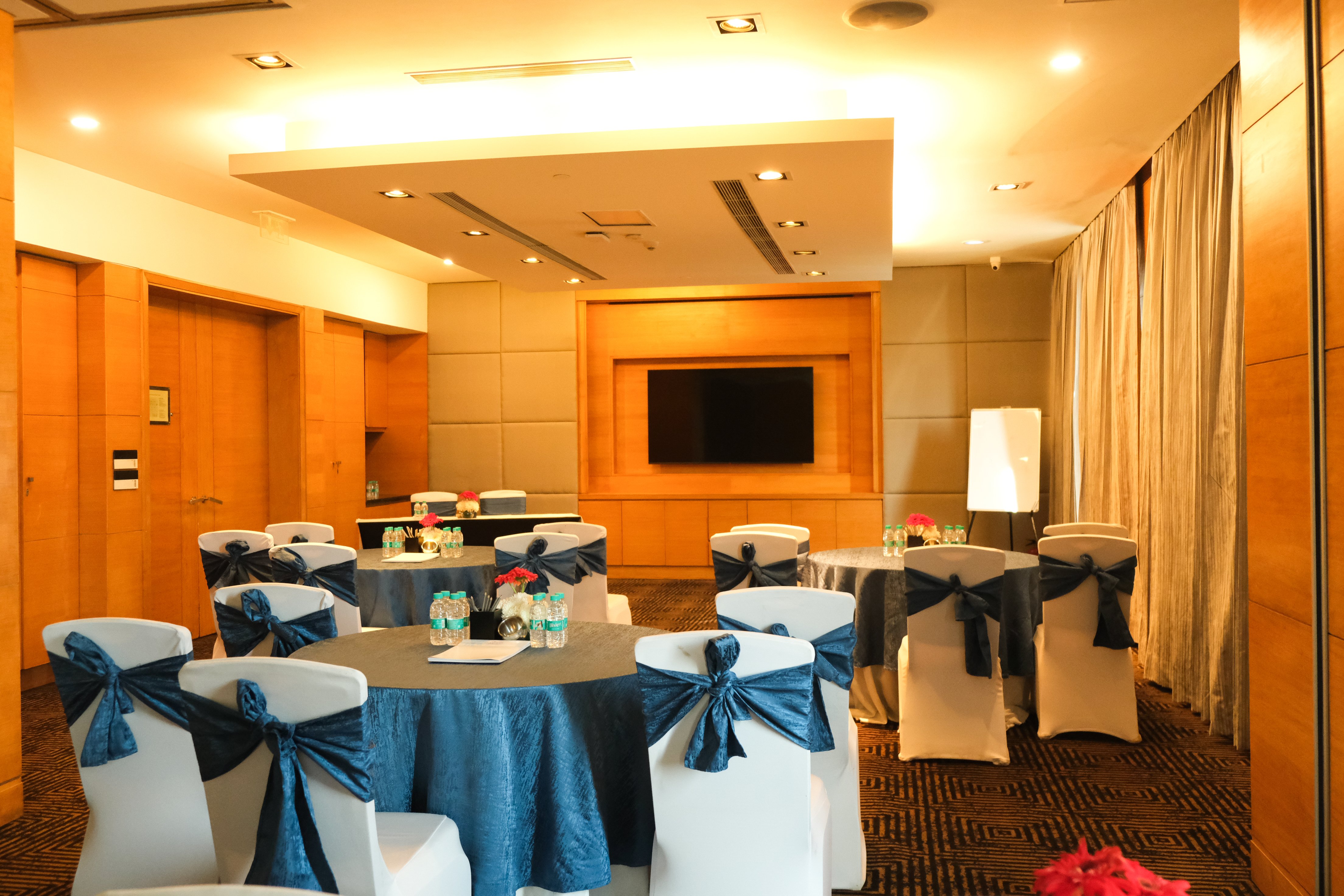 Crowne Plaza Gurgaon 68/82