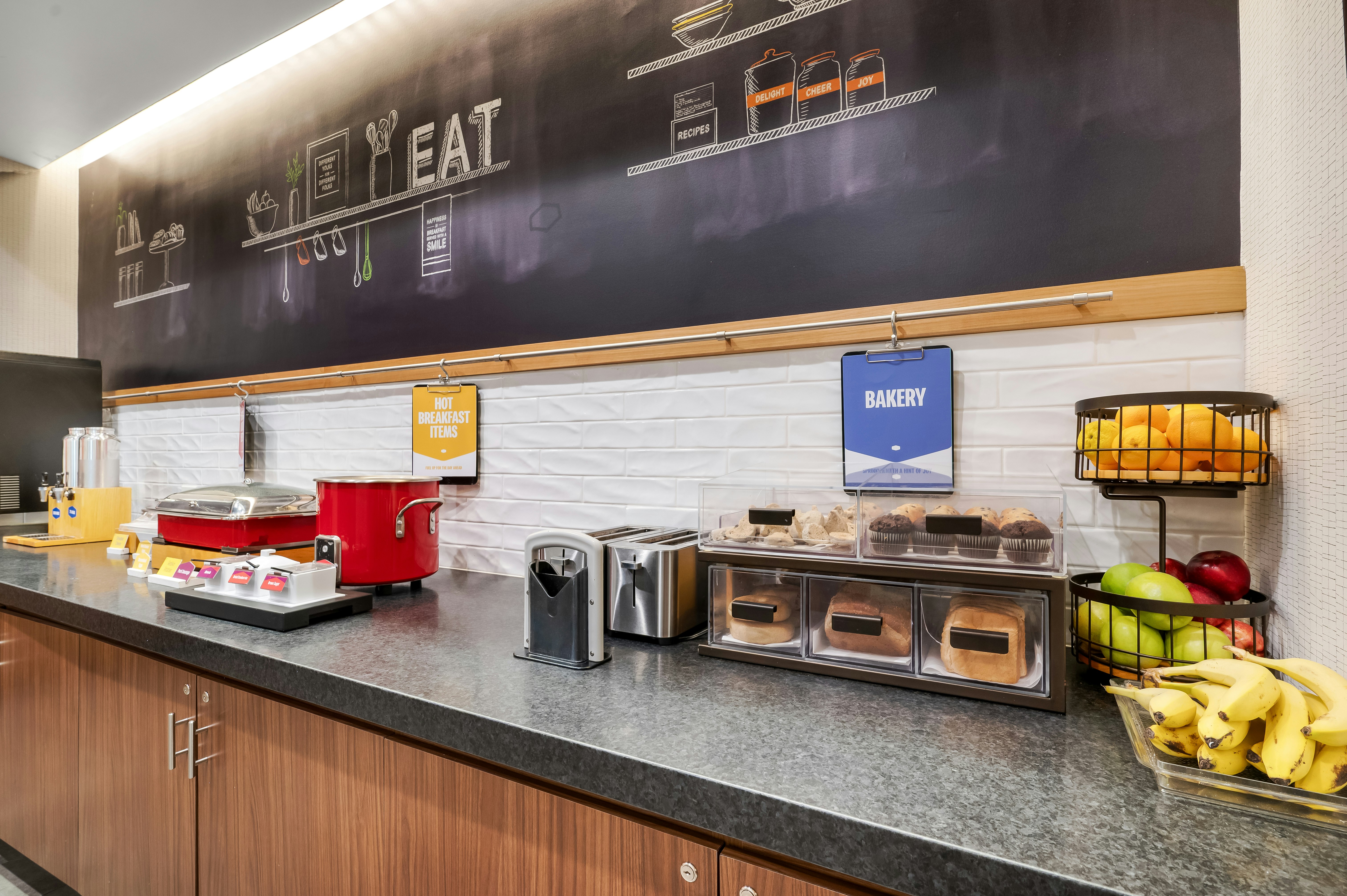 Hampton Inn By Hilton Nashville Airport Century Place 14/42