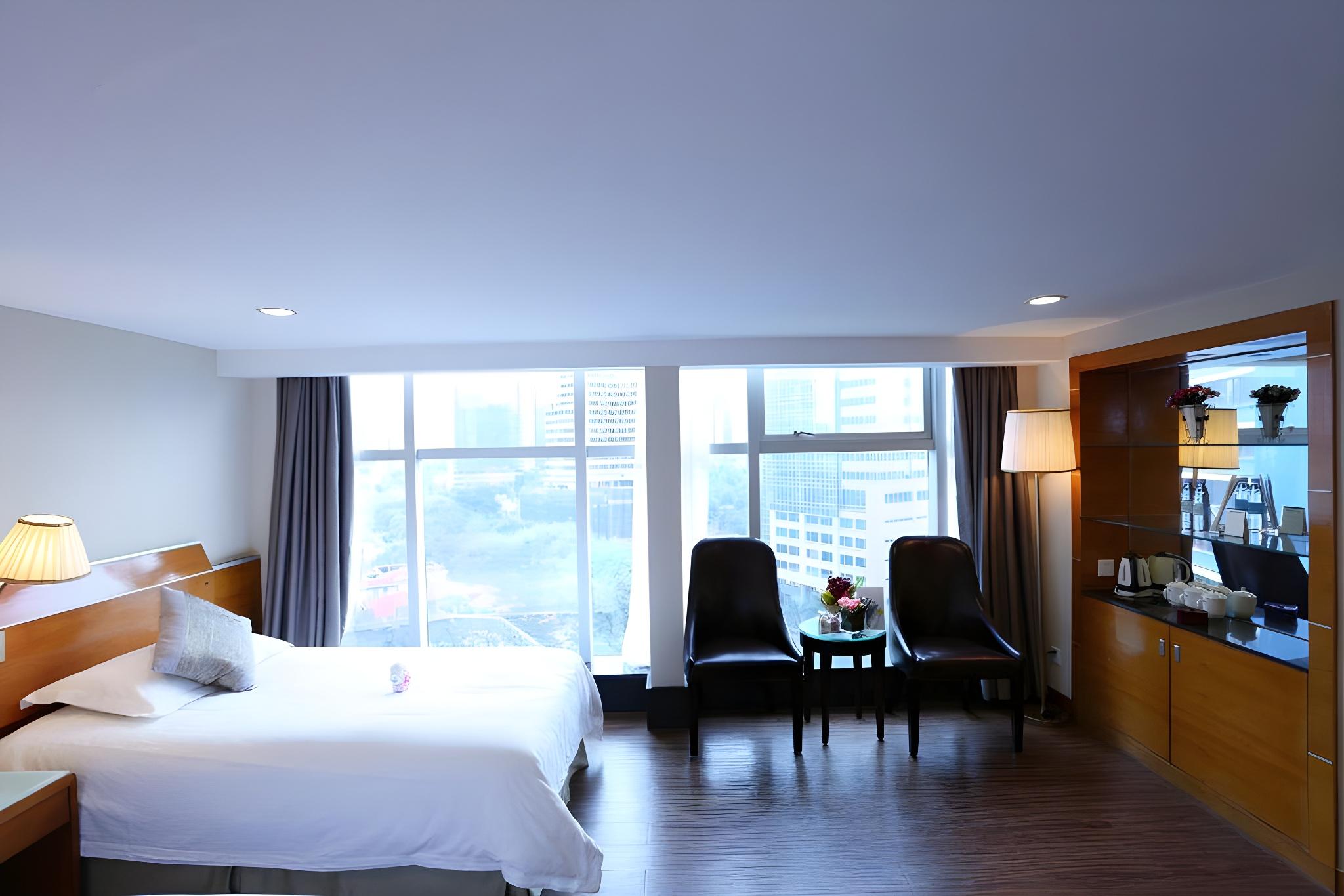 ELEGANT DOUBLE ROOM