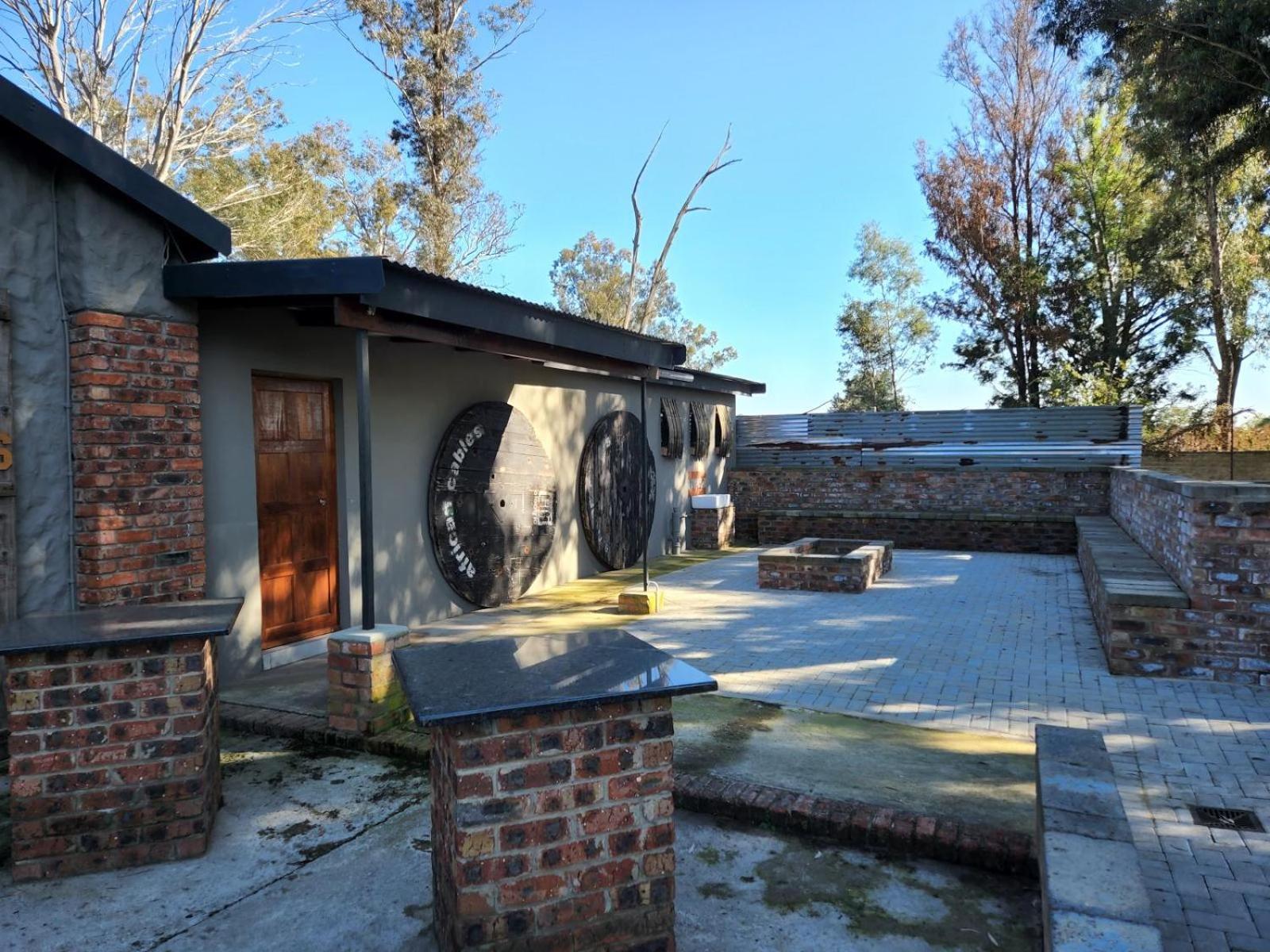 Snips Accommodation 15/25