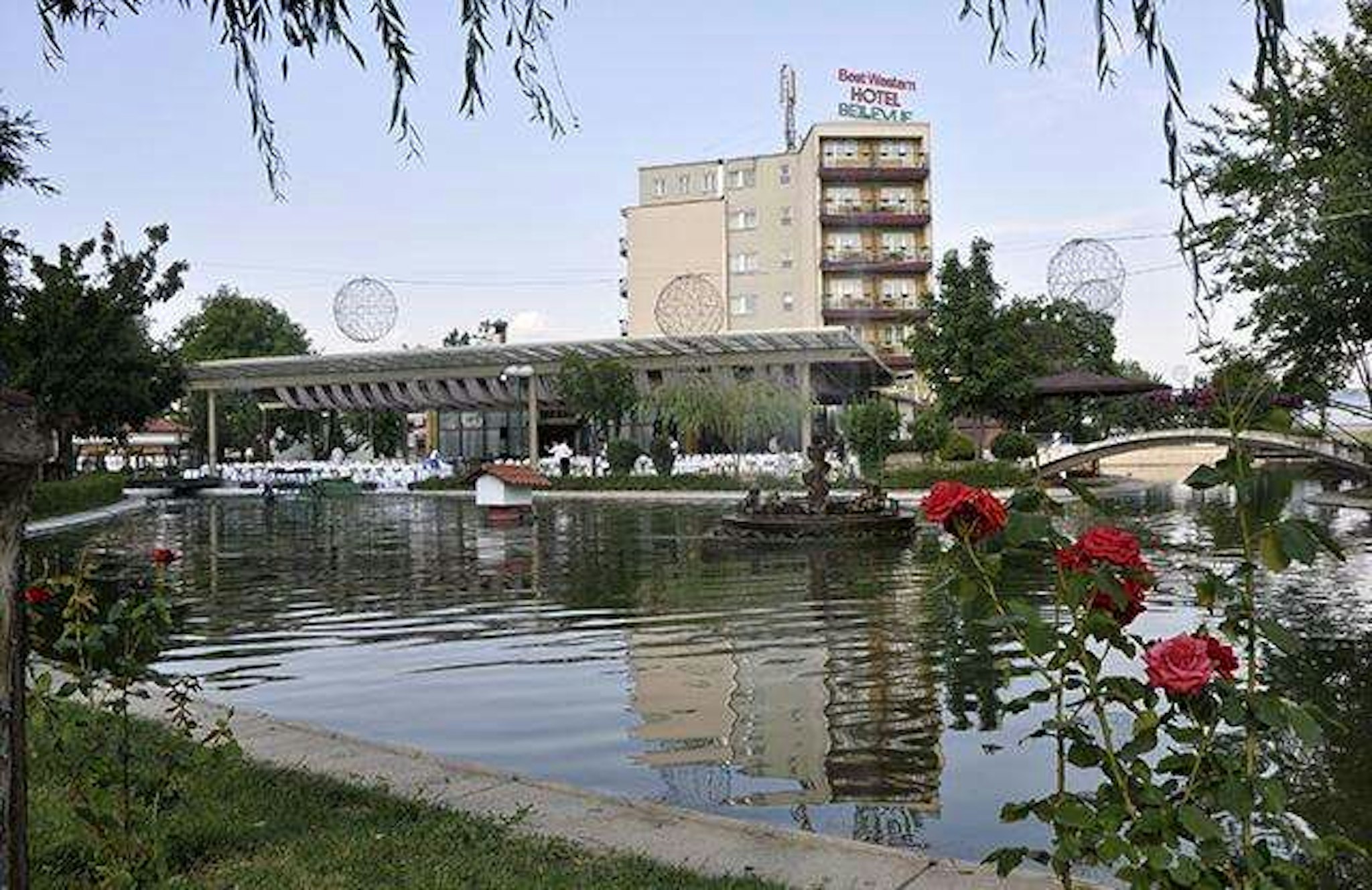 BEST WESTERN HOTEL BELLEVUE 23/27
