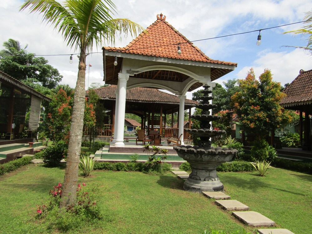 Balkondes Bumiharjo Kampung Dolanan By Zuzu 2/42