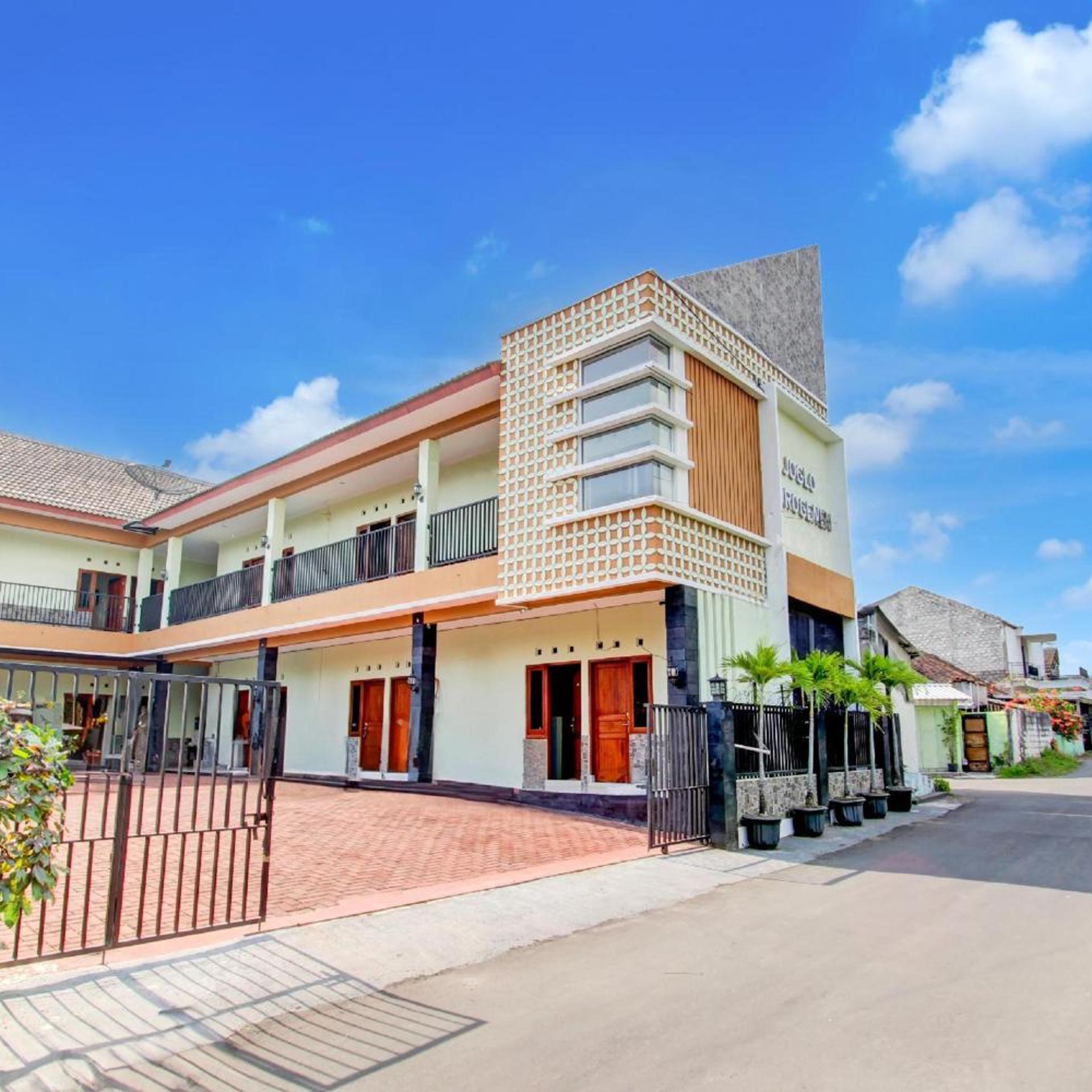 Hotel O Sleman Near Bandara Adi Sutjipto Formerly Joglo Sorogenen 30/32