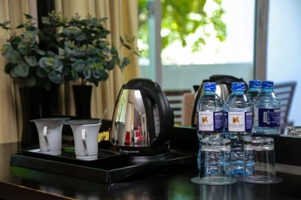 Pegasus Reef Hotel 50/75