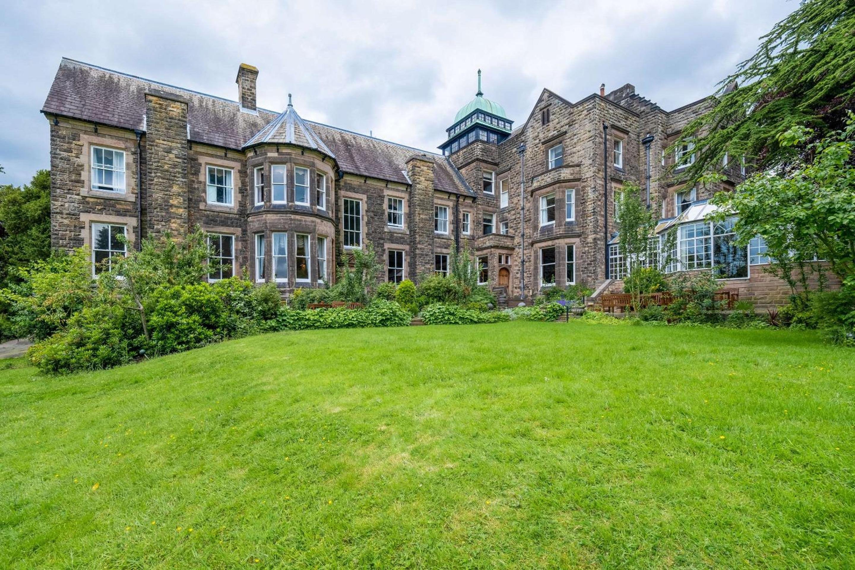 Makeney Hall Hotel 61/67