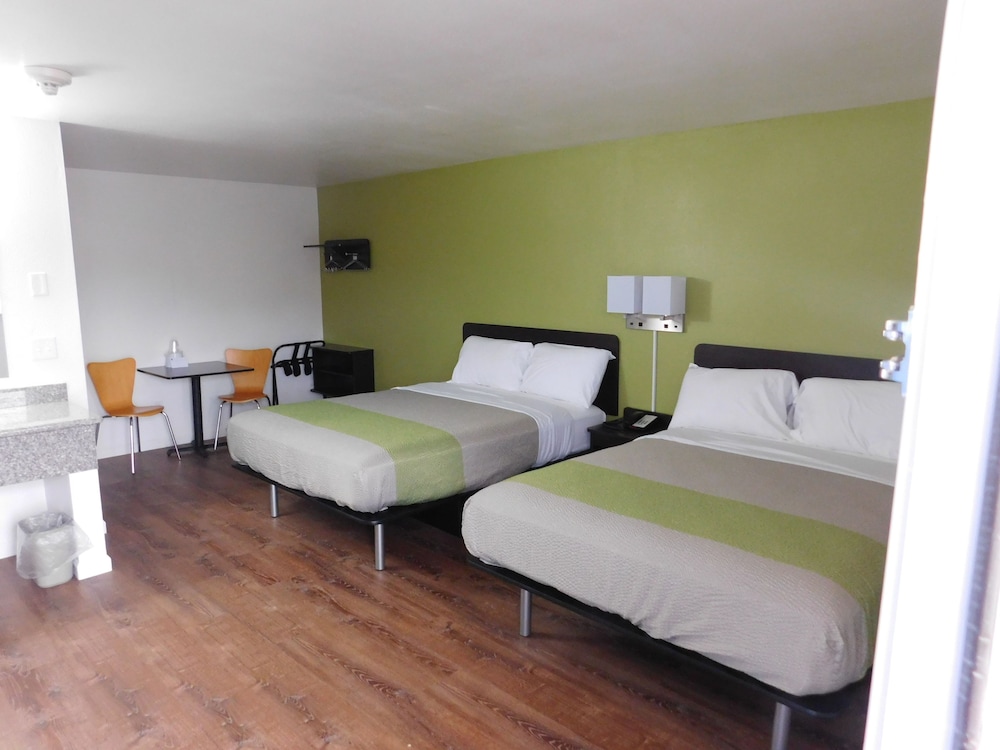 Motel6 Burlington, WA 16/45