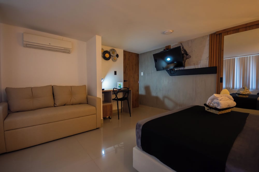 Naiot Hotel Boutique 29/38