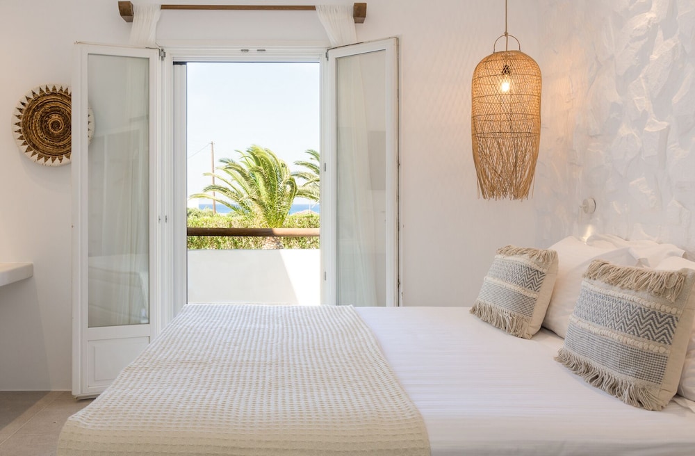 Romantic, Junior Suite, 1 Queen and 1 Single Bed