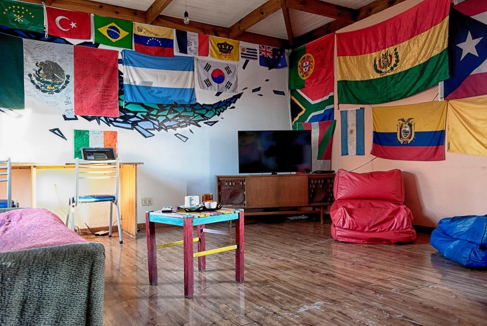 Hostel Los Cormoranes 25/35